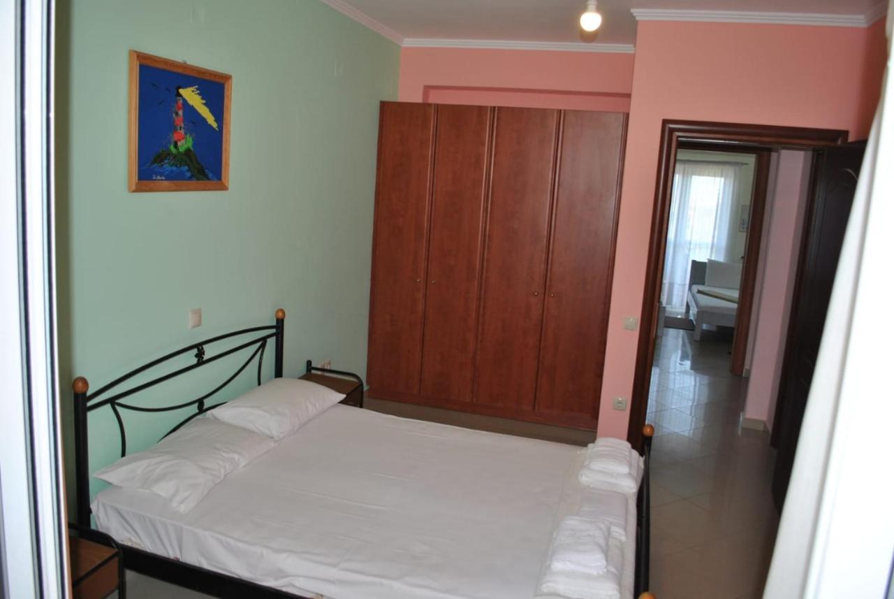 Hotel Monika Lefkada Tsoukaládhes Exterior foto