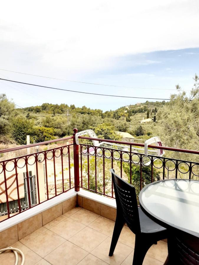 Hotel Monika Lefkada Tsoukaládhes Exterior foto