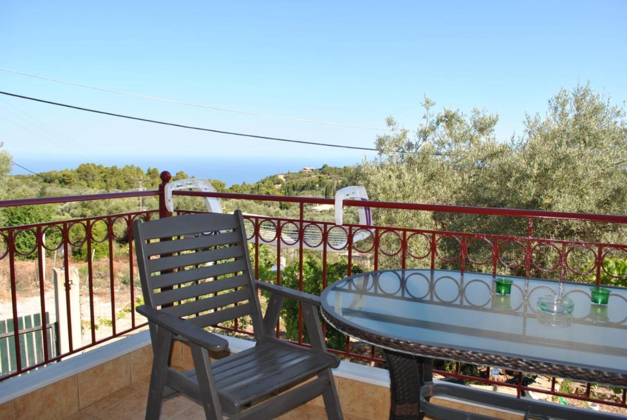 Hotel Monika Lefkada Tsoukaládhes Exterior foto